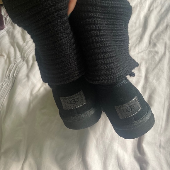 COPY - Black knit Uggs - Picture 3 of 5